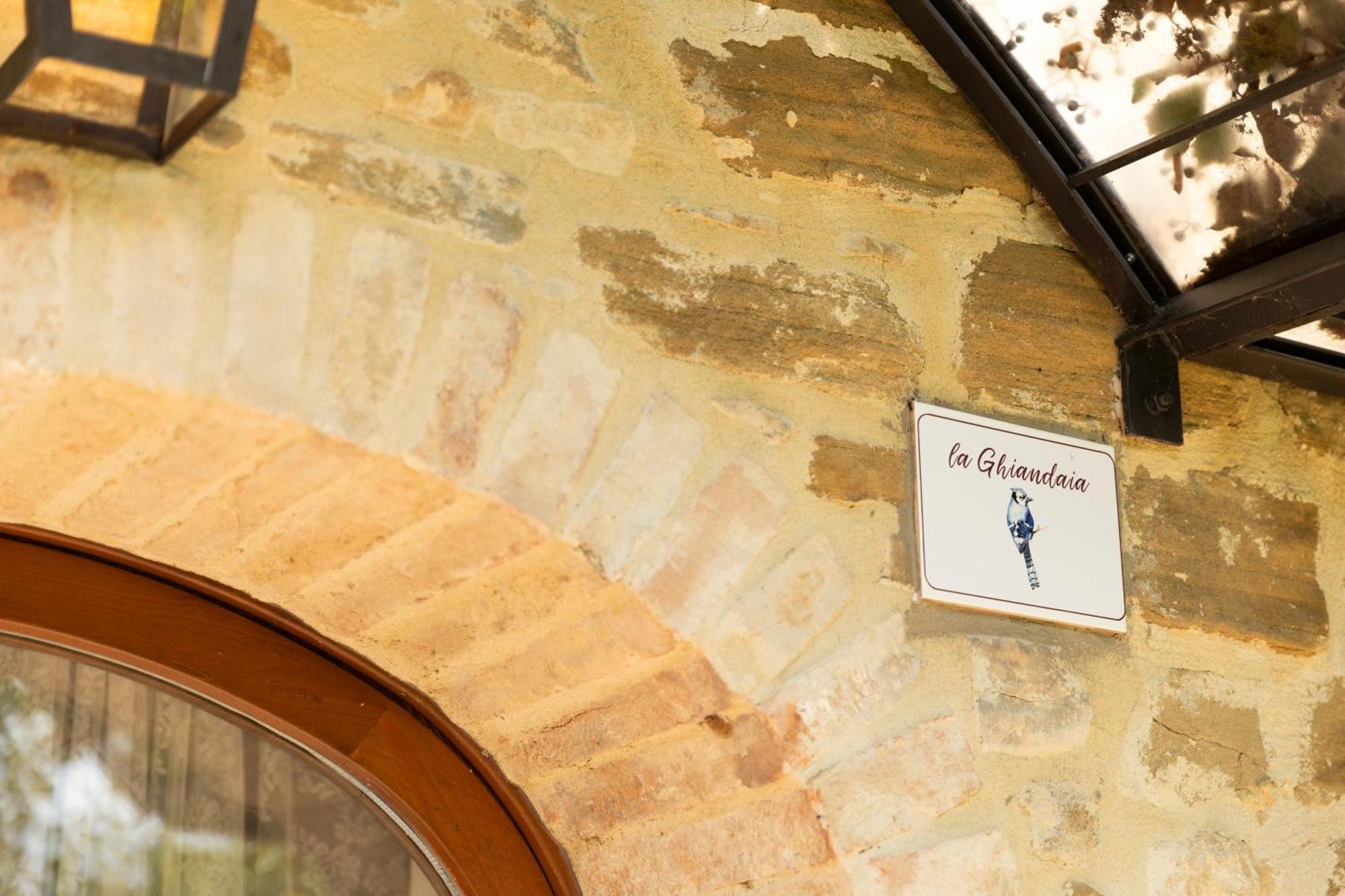 Agriturismo I Gelsi Di Santa Cristina Γκούμπιο Εξωτερικό φωτογραφία