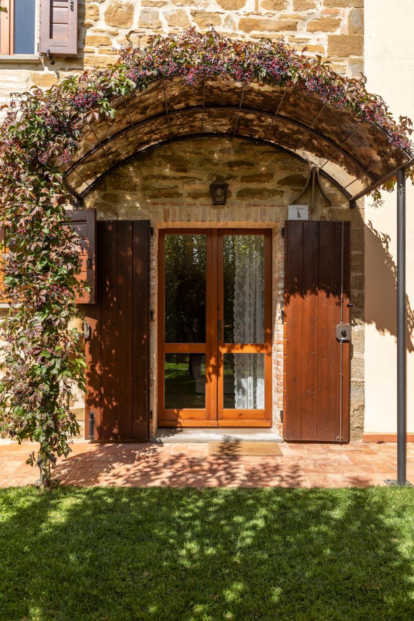 Agriturismo I Gelsi Di Santa Cristina Γκούμπιο Εξωτερικό φωτογραφία