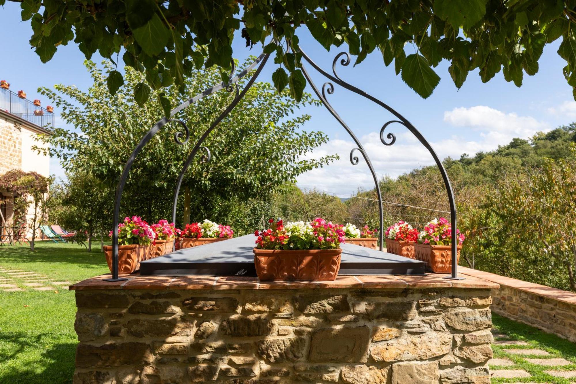 Agriturismo I Gelsi Di Santa Cristina Γκούμπιο Εξωτερικό φωτογραφία