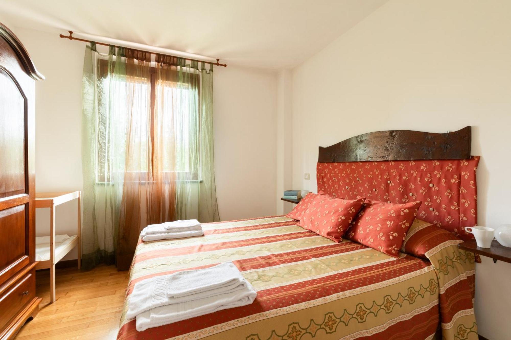 Agriturismo I Gelsi Di Santa Cristina Γκούμπιο Εξωτερικό φωτογραφία